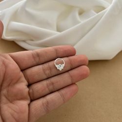 PIERCING ARGOLINHA COM 6 CIRCULOS DE ZIRCÔNIA CRIS... - C Martiniano Joias