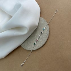 PULSEIRA COM 5 CORAÇÕES DE ZIRCÔNIA COLORS COM BOR... - C Martiniano Joias