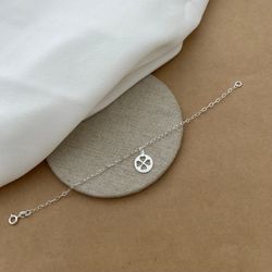 Pulseira 1 Plaquinha Redonda Trevo 4 Folhas Pendur... - C Martiniano Joias