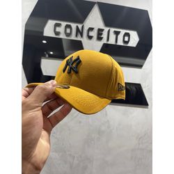 Boné New Era Mostarda/preto - 00871 - Conceito 62