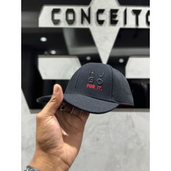Boné Hugo Preto - 00897 - Conceito 62