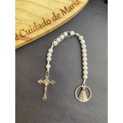Terço Compacto -Branco e Prata - Medalha Nossa Sen... - Cuidado de Maria