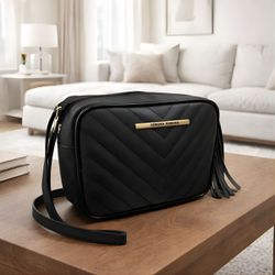 Larissa Preto - Debora Ribeiro Bolsas