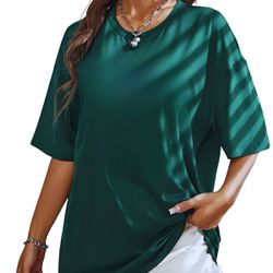 Camiseta Basica Comum Verde Militar - Debora Ribeiro Bolsas