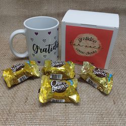 Caneca com Chocolates - 1D0E8C2 - Decorar Criando
