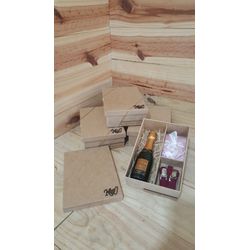 Caixa Personalizada para Padrinhos de Casamento - ... - Decorar Criando