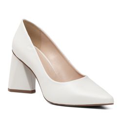 Sapato Feminino Scarpin Salto Triangulo Napa Off White - KRN SHOES | Calçados Casuais