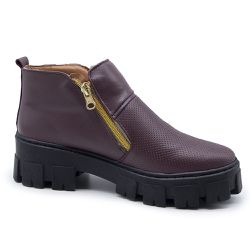 Bota Feminina Tratorada Couro Legitimo Jabuticaba - KRN SHOES | Calçados Casuais