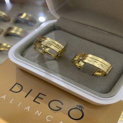 Alianças de Ouro18k Noivado e Casamento - NC00019... - DIEGO ALIANÇAS