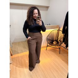 CALÇA FLAVIA PANTALONA - MARROM - Di Miranda Curvy