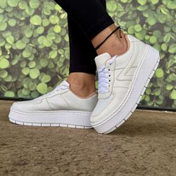 Tênis Casual Flat Form Amarrar Karen Off White - DK Shoes | Tênis Casuais Femininos