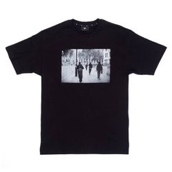 CAMISETA ÖUS MARMORE PRETO - 1954 - DREAMS SKATESHOP