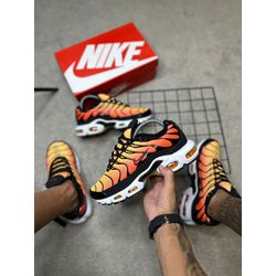 TENIS NIKE TN SUNSET ORANGE - IMPORTADO VIETNA - DU OUTLET