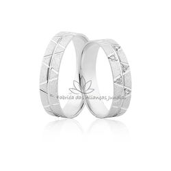 Aliança Com Zircônias em Ouro Branco 10k - JE-600-B-10K - Fabrica das Alianças Jundiai