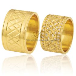 Aliança em Ouro 18K Trabalhada com Diamantes - CB-84 - Fabrica das Alianças Jundiai