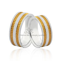 Alianças Retas Em Prata Friso Com Banho De Ouro - AG-524 - Fabrica das Alianças Jundiai
