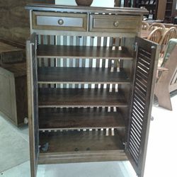 Sapateira Minuano 1,20 x 1,00 x 45 - Madeira Maciç... - Flavio Comercio de Moveis de Gramado Ltda