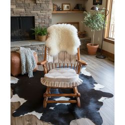 Cadeira de Balanço Veludo Escócia 90/40 x 60 x 50 ... - Flavio Comercio de Moveis de Gramado Ltda