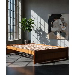 Cama Turca Jurerê - Madeira Maciça - Móveis de Gra... - Flavio Comercio de Moveis de Gramado Ltda