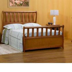 Cama Itália - Madeira Maciça - Móveis de Gramado -... - Flavio Comercio de Moveis de Gramado Ltda