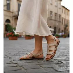 Sandália Rasteira em Couro Nude - Flor de Couro | Sandálias e Botas Femininas