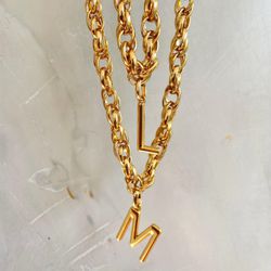 Colar entrelaçado inicial - COL0068 - Florenza Semijoias