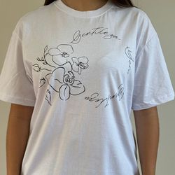 Camiseta Feminina Básica Branca Gentileza - Flow You
