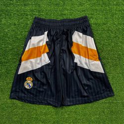 Short Real Madrid 23/24 - Masculino (listrada/Bran... - Tailandesas Atacado