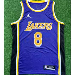 NBA Los Angeles Lakers Gola Redonda nº 8 Bryant Si... - CATALOGO