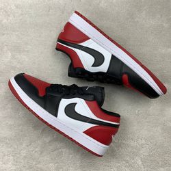 Tênis Air Jordan 1 Low - Bred Toe - Vermelho/Preto... - Tailandesas Atacado