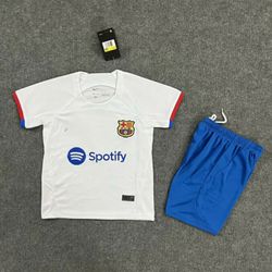 Conjunto Infantil Barcelona Away 23/24 Branco/ Sho... - Atk Brasil