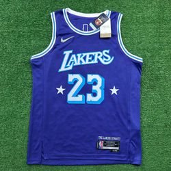 NBA Los Angeles Lakers #23 - 75 ANOS - ROXA - NBA3... - CATALOGO
