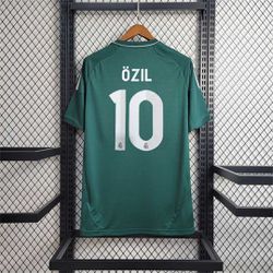 Camiseta RetrÔ Real Madrid ÖZIL 10 - 12/13 - RETRO... - Tailandesas Atacado