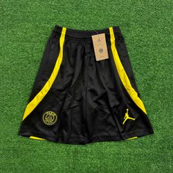 Short Paris Saint Germain (psg) 2023 Preto/amarelo... - CATALOGO