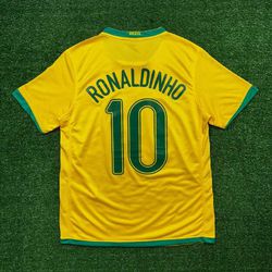 Camisa Retrô Brasil Home I 2006 - Amarela -Ronaldi... - FUTCAMISA