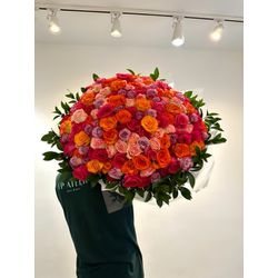 Colorful bouquet - 100 Rosas Colombianas - FPATELIE