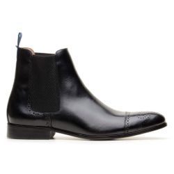 bota chelsea masculina em couro com elásticos laterais biqueira cap-toe brogue sola de couro preta gianno