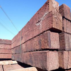 Dormente Madeira com 4 Lados Bons 280cm - PEDRAS BRASIL