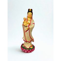 Deusa Kuan Yin com bebê - resina - Gotas de Luz & Energia Divina