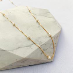 Colar Longo Corrente Pérola Folheado em Ouro 18k - IAIÁ Semijoias