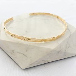Colar Choker Aro Texturizado Fino Folheado em Ouro... - IAIÁ Semijoias