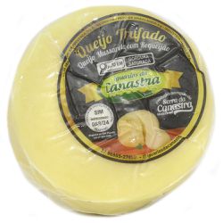 QUEIJO TRUFADO COM REQUEIJÃO - IGUARIAS DA CANASTRA
