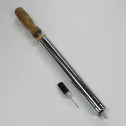 Bomba de Ar de Aluminio com Bico e Cabo de Madeira... - J.F.M. JFIT SPORTS LTDA