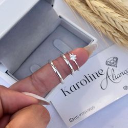 Aliança Tradicional 2 mm com anel solitario simple... - Karoline Alianças 