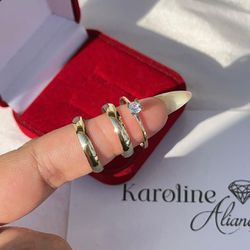 Par de alianças tradicional em moeda antiga, com s... - Karoline Alianças 