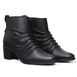 Bota feminina soft cano curto drapeada ref.: 2100 preto