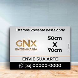 A placa personalizada de engenheiro é essencial para identificar o profissional responsável por uma obra, exibindo seu nome e especialidade. Garante credibilidade e reconhecimento