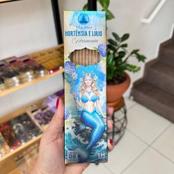 Incenso Vila Zen Linha Encanto das Águas - Hortênsia e Lírio - Ktw Cristais