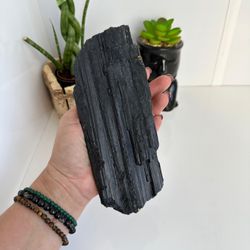 TURMALINA NEGRA 795G 17CM - PEÇA ÚNICA - Ktw Cristais