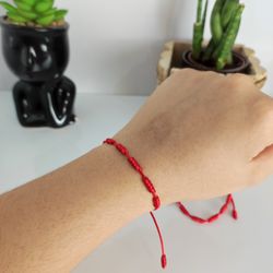 PULSEIRA VERMELHA KABBALAH 7 NÓS - AMULETO PARA PROTEÇÃO - Ktw Cristais